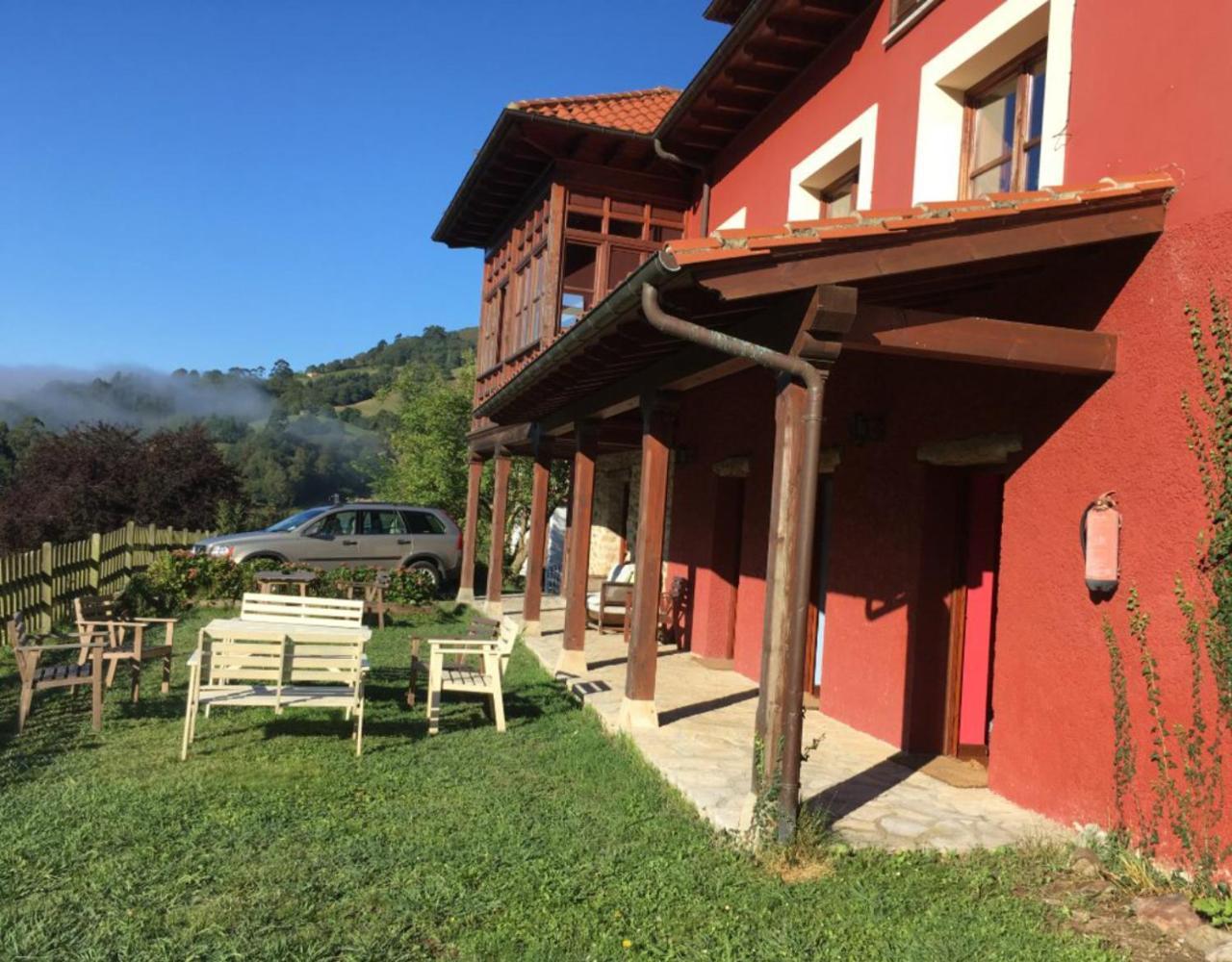 Affittacamere El Interior De Gaia Arriondas Esterno foto